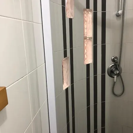 Apartament Coach 8 *